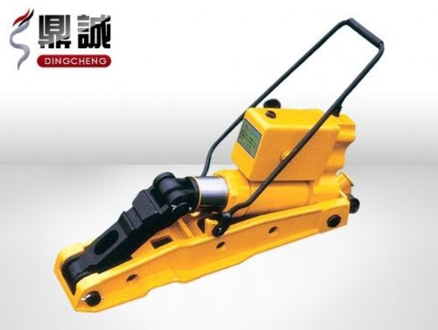 點擊查看詳細(xì)信息<br>標(biāo)題：液壓起撥道機 閱讀次數(shù)：4423