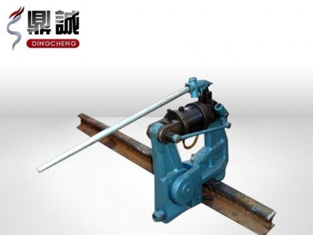 點擊查看詳細信息<br>標題：液壓鋼軌擠孔機 閱讀次數：4666